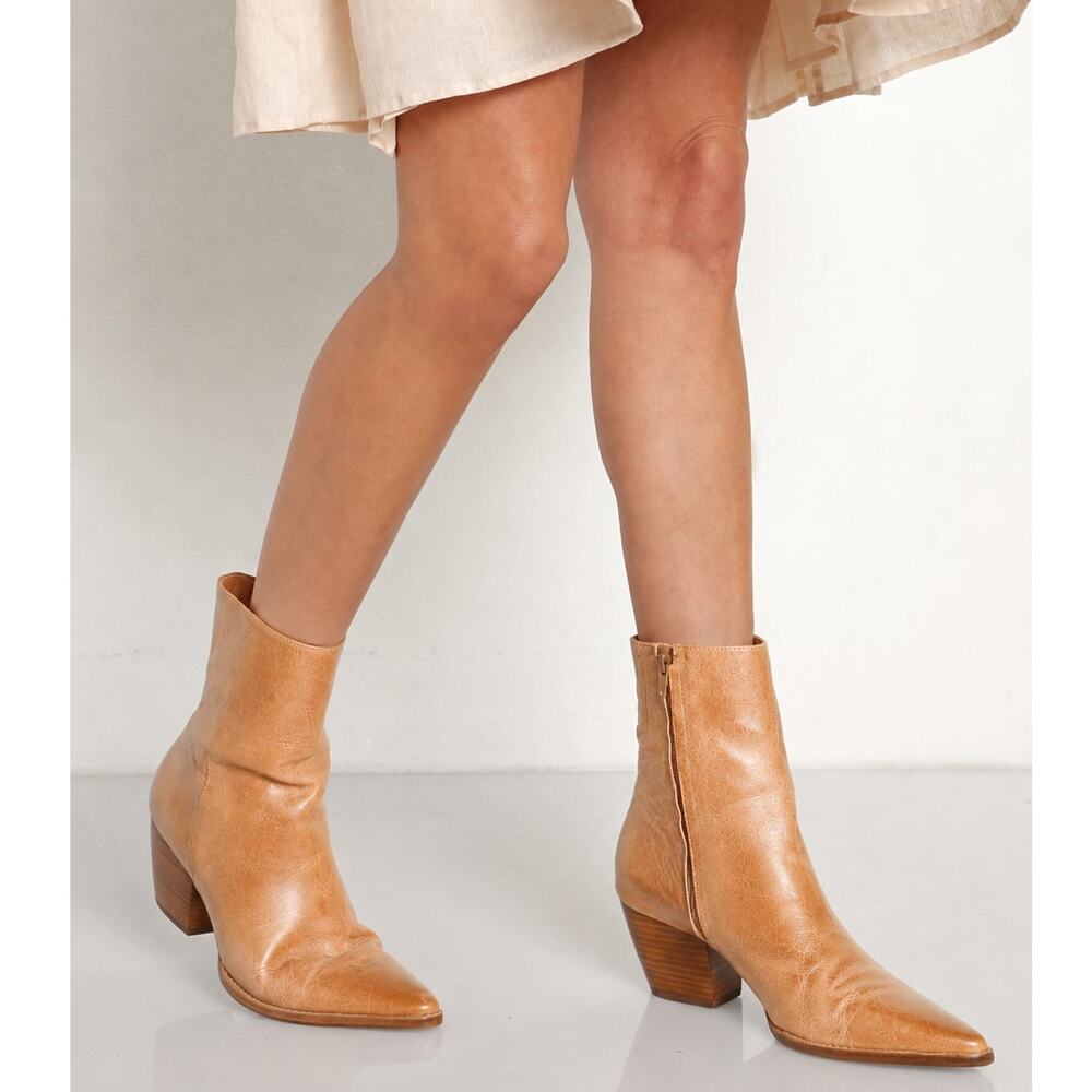 Matisse Women's Caty Fashion Booties - Round Toe